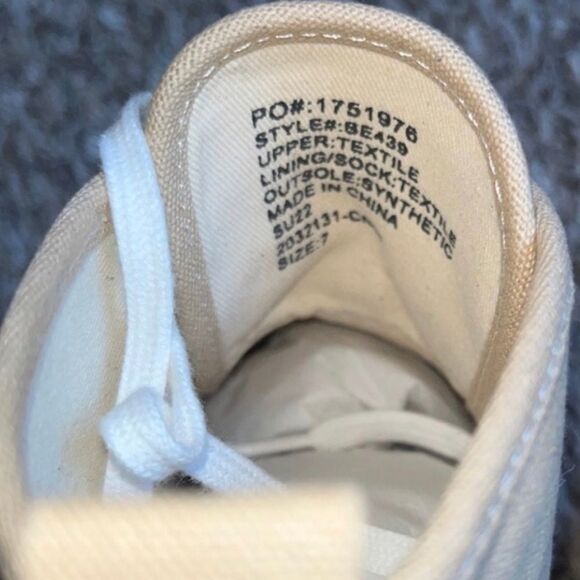 NIB J CREW TAN AND WHITE HIGH TOPS SIZE 7NEW - Picture 2 of 5